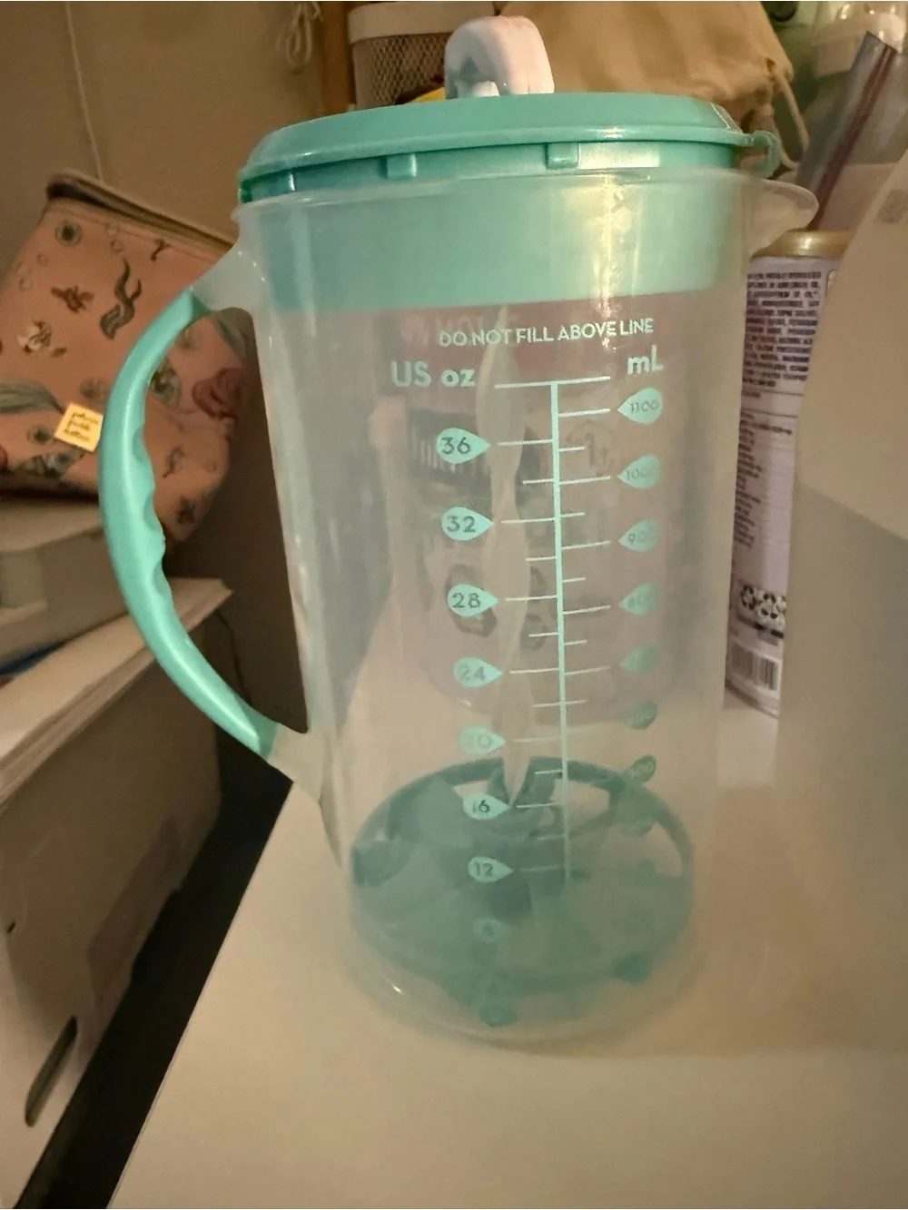 Dr Brown’s Natural Flow Milk Measuring Pitcher with Handle and Lid - 36 oz